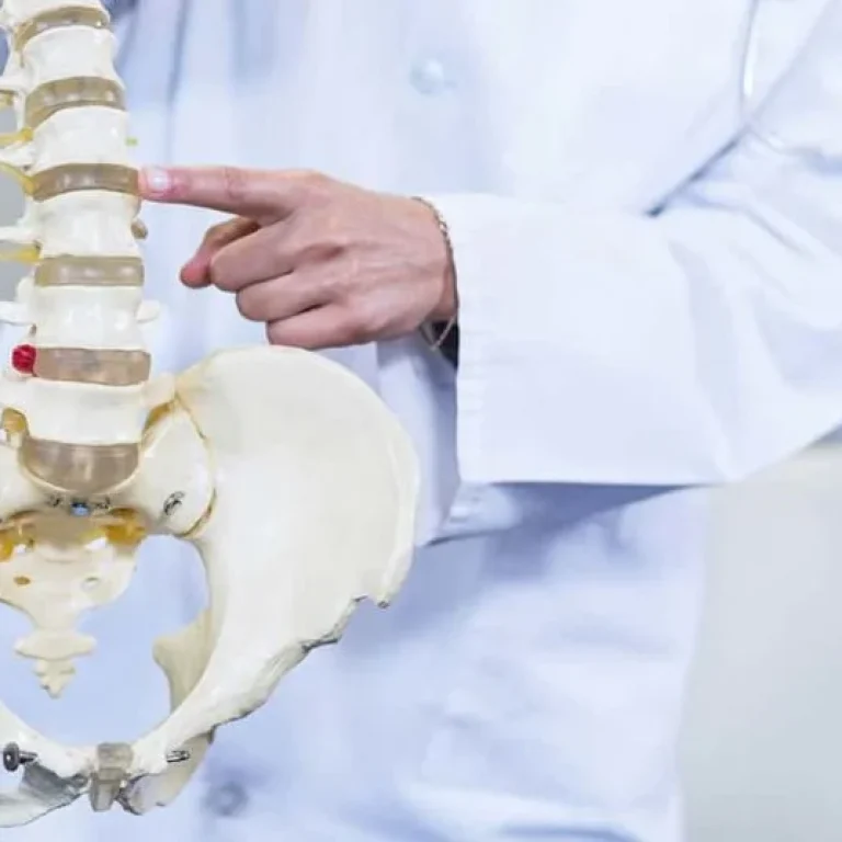 ortopedia-regenerativa-para-tratamento-de-hernia-de-disco-1024x536